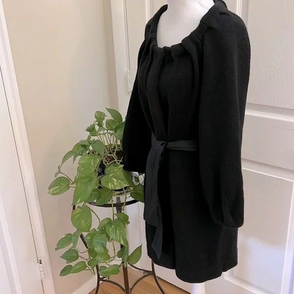 VINCE Cashmere Woman's Alpaca/Wool blend mini dress/ sweater - Size Med - Picture 6 of 10